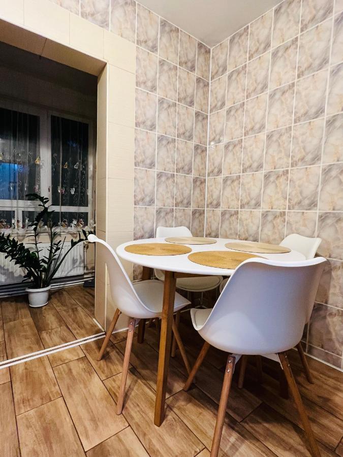 Apartamento Altheda Living Tineretului E8 Suceava Exterior foto